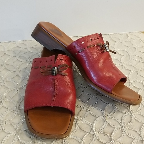 Brighton Java Leather Mules / Slides, Size 7 - Picture 11 of 11